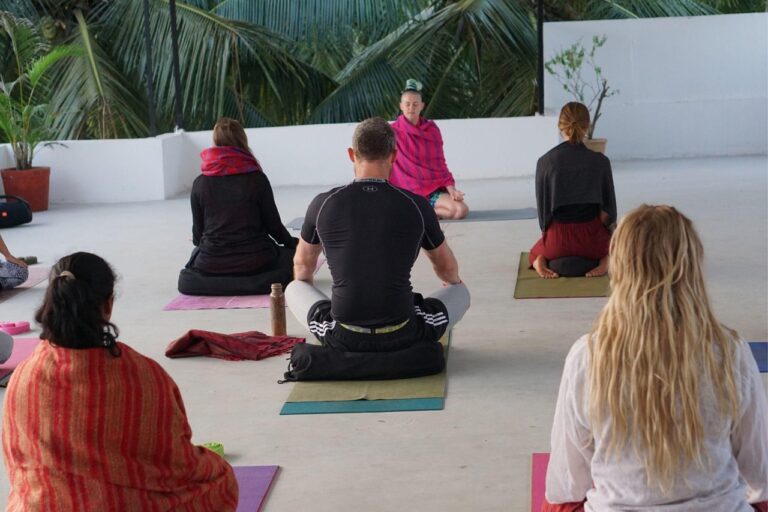 Read more about the article Yoga and Nutrition Aligned for Inner Wellness